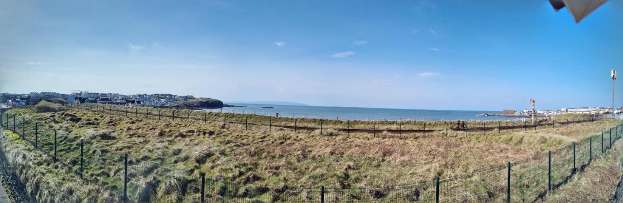 6 Dunluce Park - Portrush By The Sea Apartment Bagian luar foto