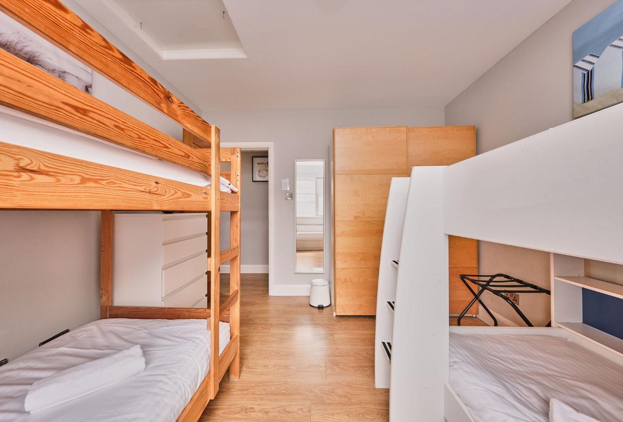 6 Dunluce Park - Portrush By The Sea Apartment Bagian luar foto