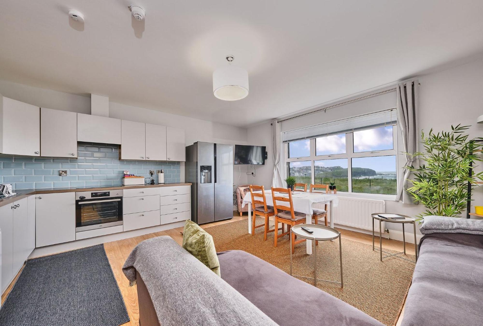 6 Dunluce Park - Portrush By The Sea Apartment Bagian luar foto